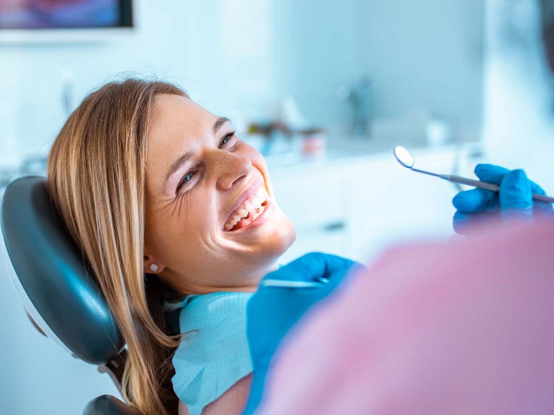 Dentists use professional teeth whitening products